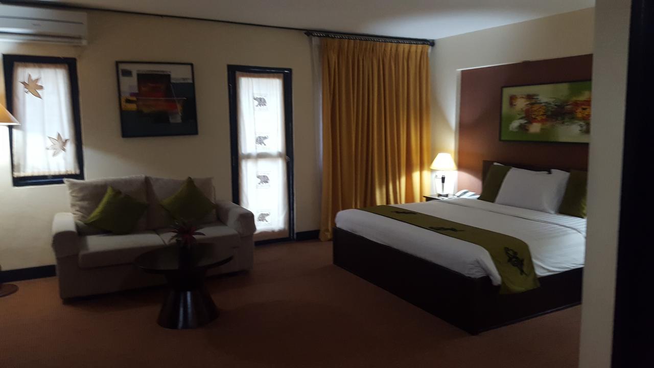 Grand Tembaga Hotel Тіміка Екстер'єр фото