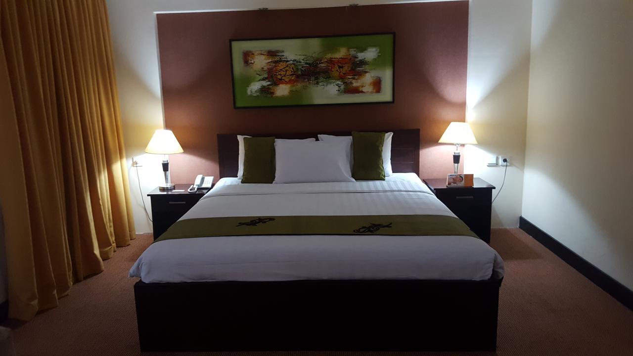 Grand Tembaga Hotel Тіміка Екстер'єр фото
